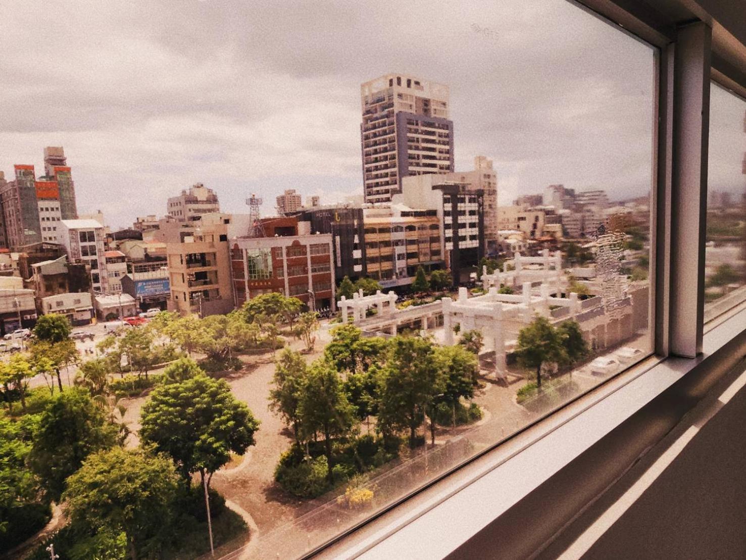 D D Hotel Tainan Buitenkant foto